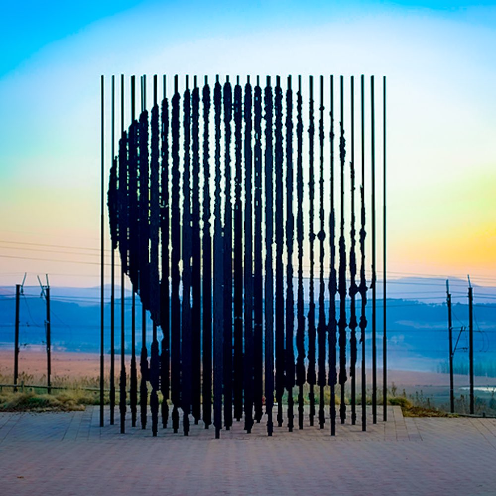 Nelson Mandela Memorial by artist Marco Cianfanelli